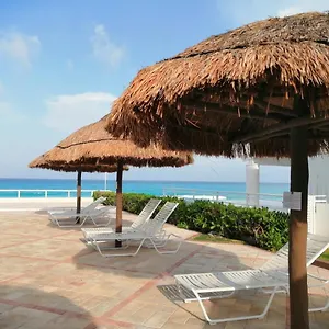 Brisas Beachfront In Zone , Cancún México